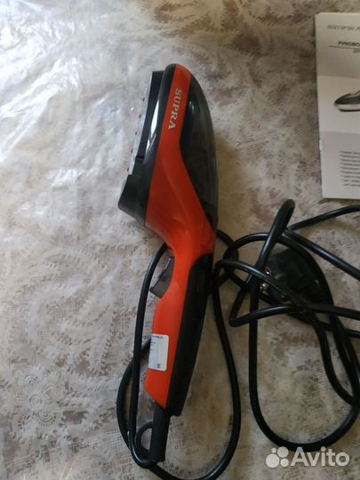 Ручной пароочиститель (отпариватель)