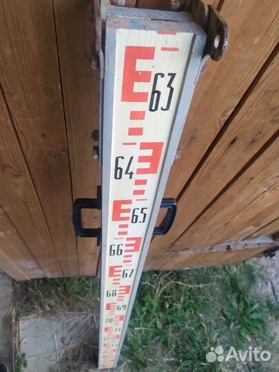 Нивелирная рейка