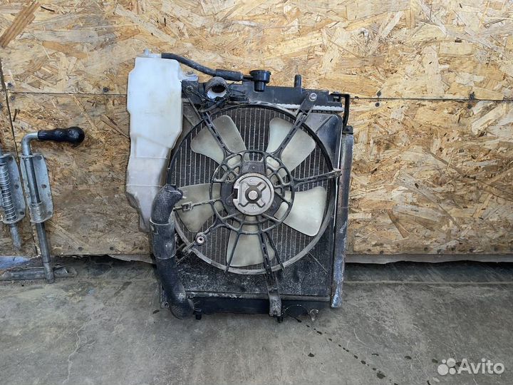 Радиатор двигателя Toyota Duet, Daihatsu Storia