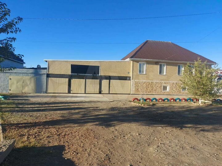 Дом 162 м² на участке 14 сот.