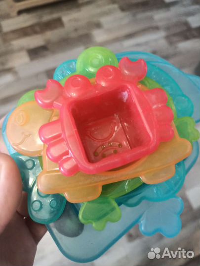 Безопасные игрушки в ванную