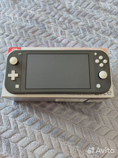 Nintendo switch lite