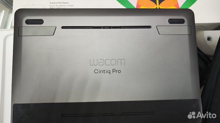 Интерактивный дисплей wacom Cintiq Pro 13 (DTH-132