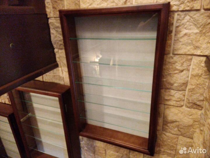 Витрины для коллекции статуэток и т.д