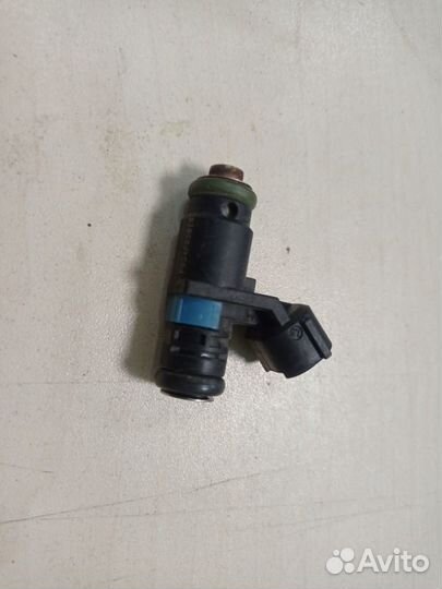 Форсунка инжекторная электрическая Skoda Rapid NH3