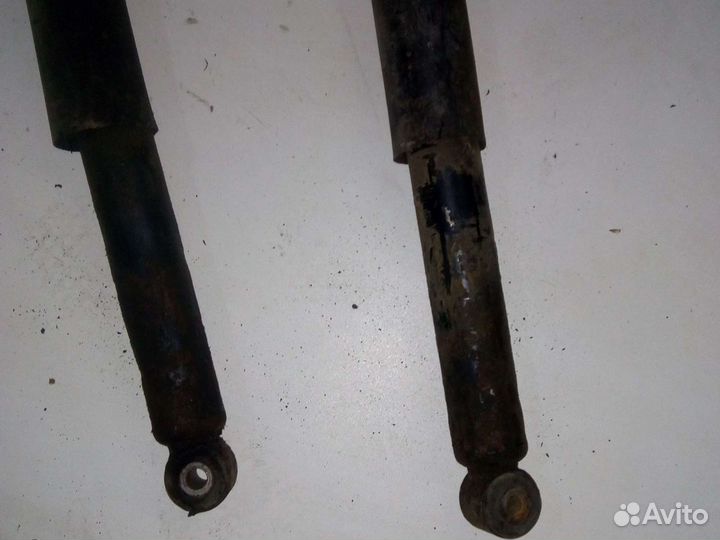 Амортизатор задний Форд Транзит Коннект