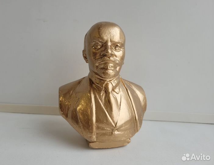 Бюст В.И. Ленин. Гипс. Период СССР