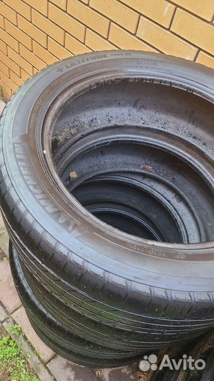 Michelin Latitude Tour HP 235/55 R20