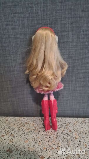 Кукла Ever After High в коробке