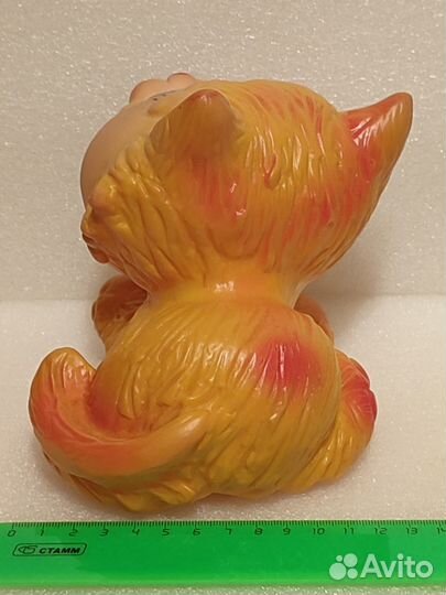 Игрушка. Кот. Большой. Высота - 14 см. Резина