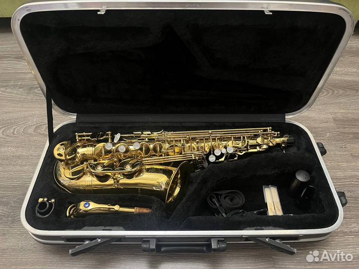 Саксофон альт