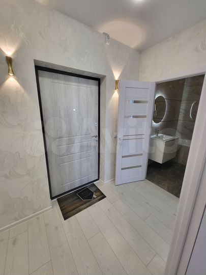 1-к. квартира, 42 м², 8/9 эт.