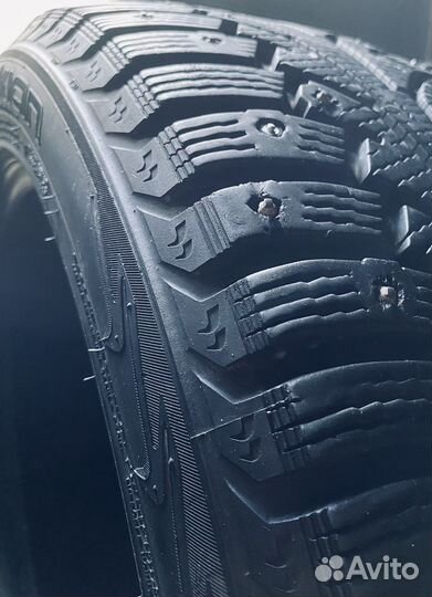 Nokian Tyres Hakkapeliitta 5 215/50 R17 95T