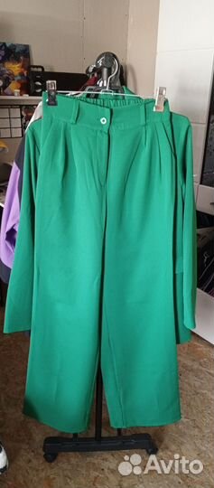 Костюм женский брючный