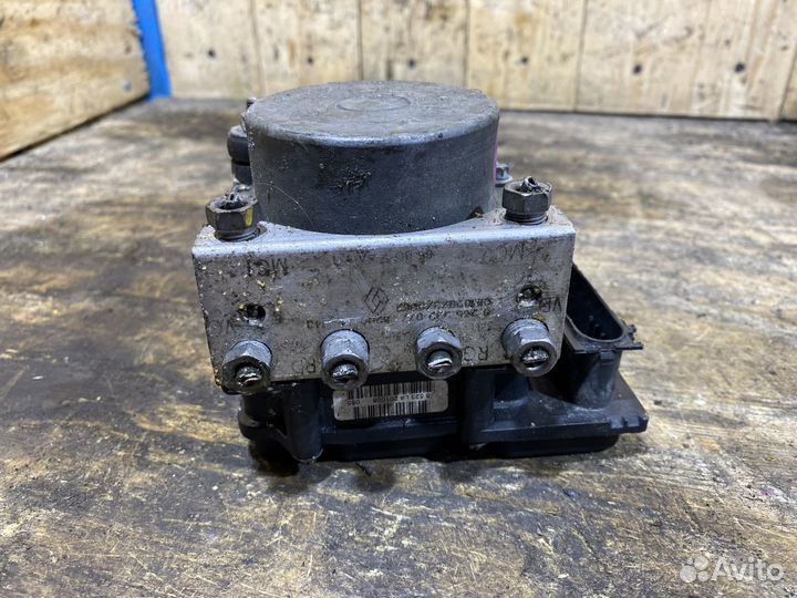 Блок ABS Renault Clio 3 8200747140 Арт. 677