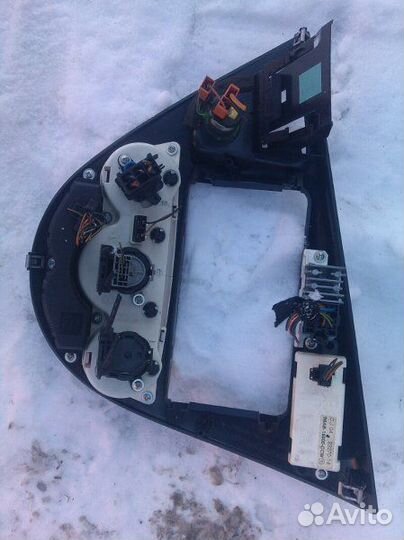 Блок управления климат-контролем Ford Focus 1