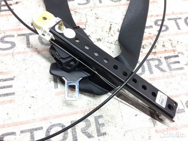Ремень безопасности передний левый Mercedes-Benz