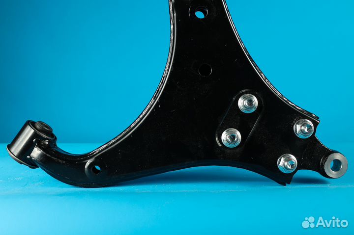 Рычаг передний Tucson 2004