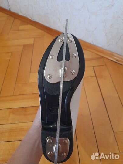 Коньки фигурные