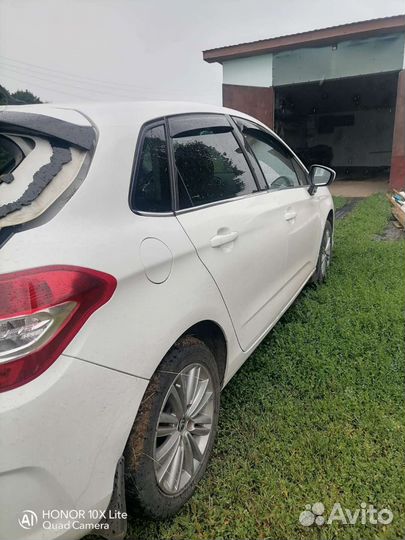 Citroen C4 1.6 МТ, 2011, битый, 190 828 км