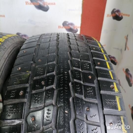 Dunlop SP Winter Ice 01 215/60 R16