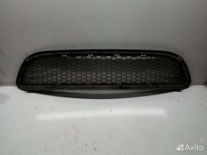 Решетка бампера центральная Kyron