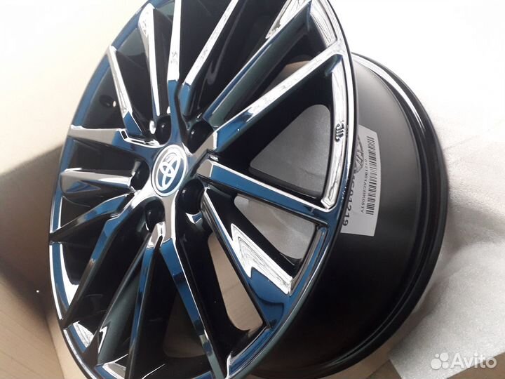 Новые R18 Camry 2023