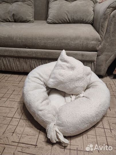 Лежанка для домашних питомцев