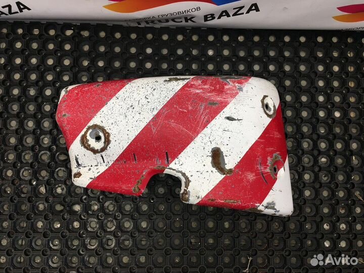 Угол бампера правый Renault Magnum