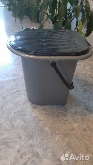 Ведро -туалет с крышкой 17 л
