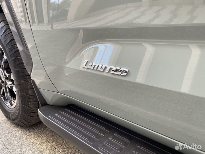 Toyota Sequoia 3.5 AT, 2023, 600 км