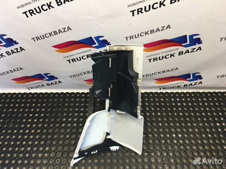 Дефлектор кабины правый Mercedes-Benz Axor