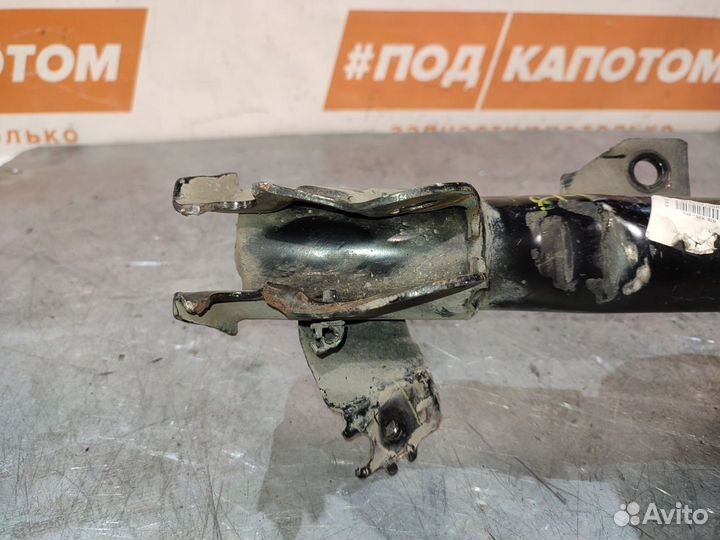 Стойка амортизатора передняя Toyota Camry XV50