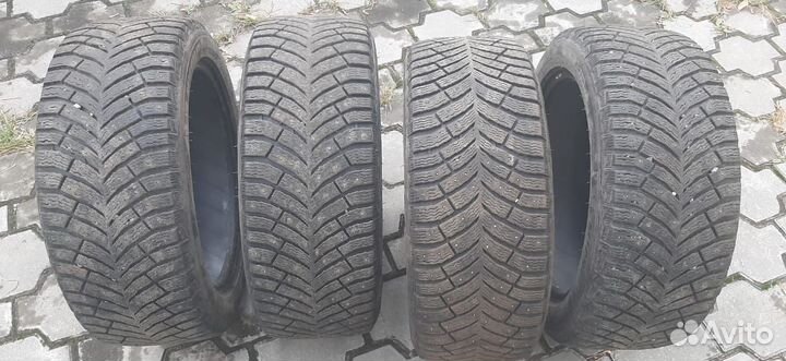 Michelin X-Ice North 4 225/50 R17