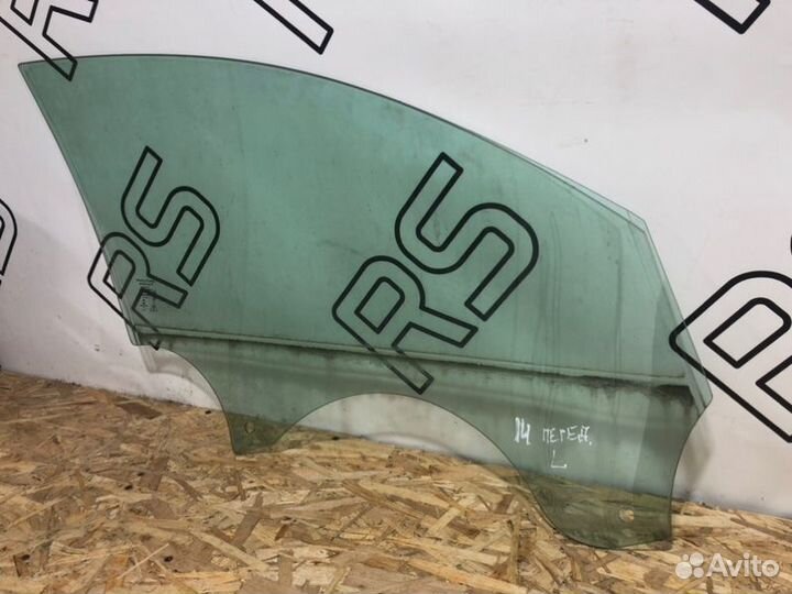 Стекло двери переднее левое Jaguar Xe 1 До Рестайл