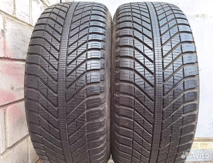 Goodyear Vector 4Seasons 235/55 R17 99V