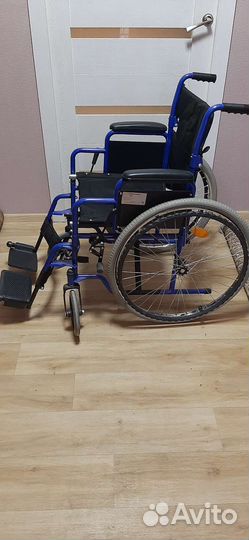 Кресло коляска для инвалидов