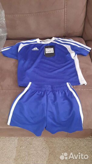 Спортивный комплект майка+шорты адидас