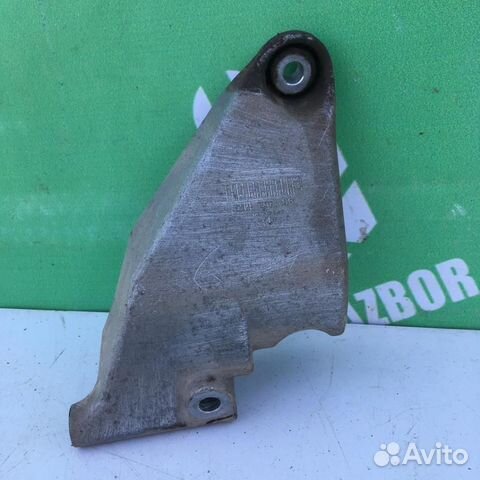 Кронштейн генератора Шевроле Лачетти