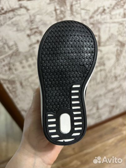 Ботинки демисезонные для мальчика 20