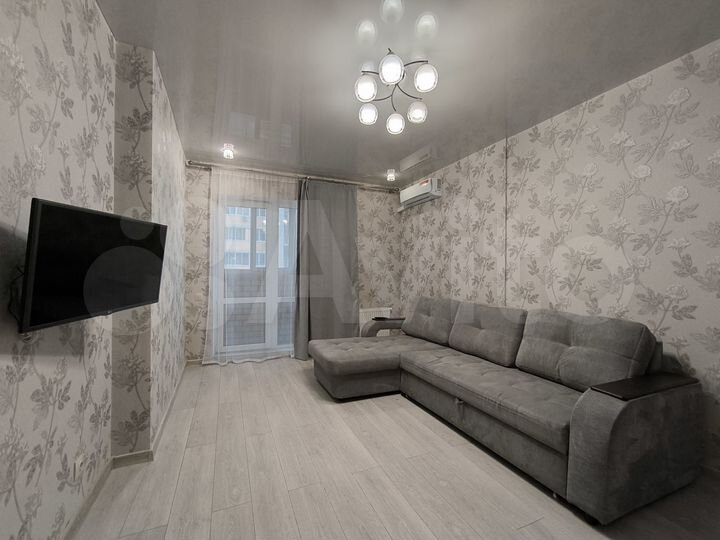 2-к. квартира, 55 м², 4/18 эт.