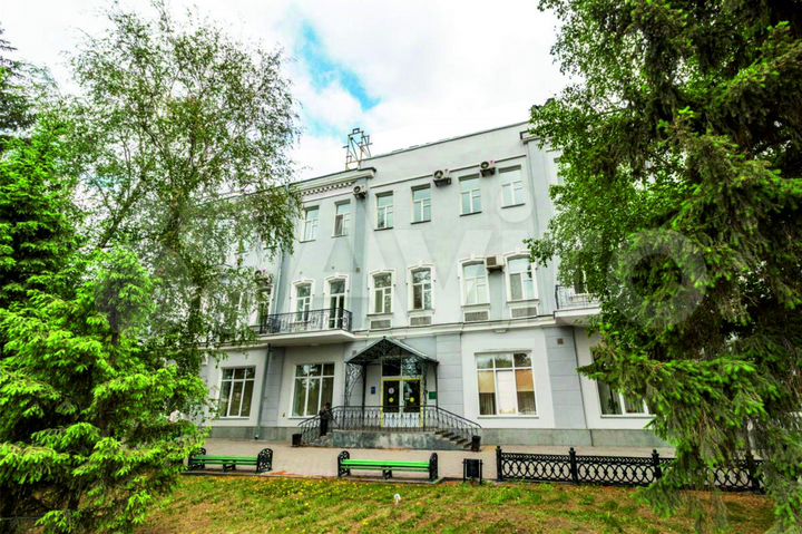Офисы в центре до 2450 м²