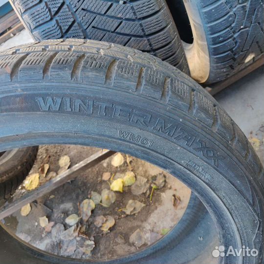 Dunlop SP Winter Maxx WM01 245/45 R19 98T