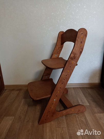 Детский растущий стул