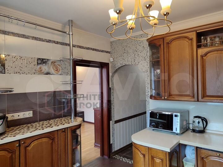 3-к. квартира, 80 м², 2/22 эт.