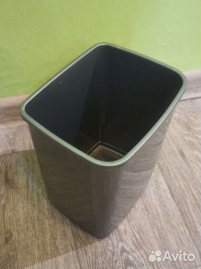 Мусорное ведро