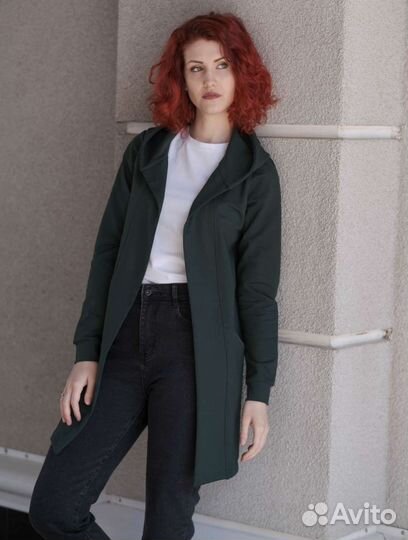 Женская мантия с капюшоном