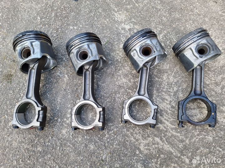 Поршни с шатунами R9M Renault Nissan Opel