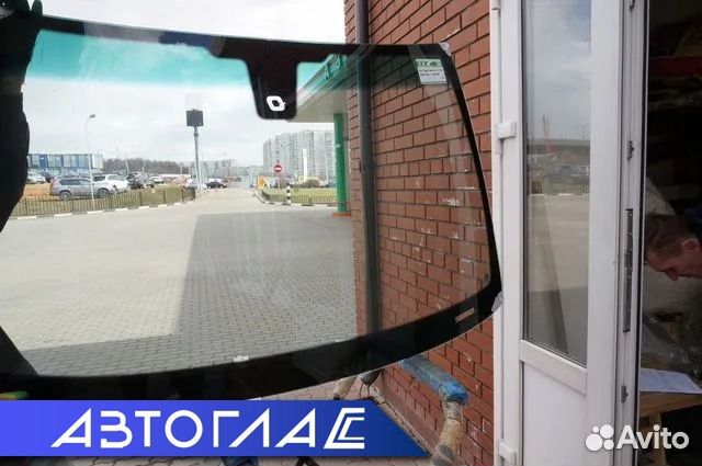 Стекло лобовое Nissan X-Trail II с окном под дд