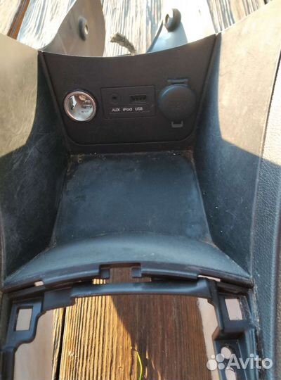 Центральная консоль для hyundai solaris